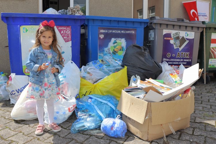 40 bin kilogramlık atık çocukları ödüllendirdi -