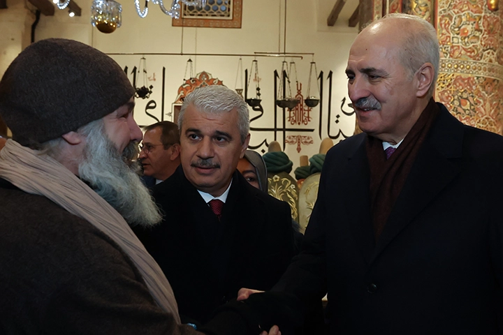 Kurtulmuş'tan Konya Mevlana Müzesi'ne ziyaret 