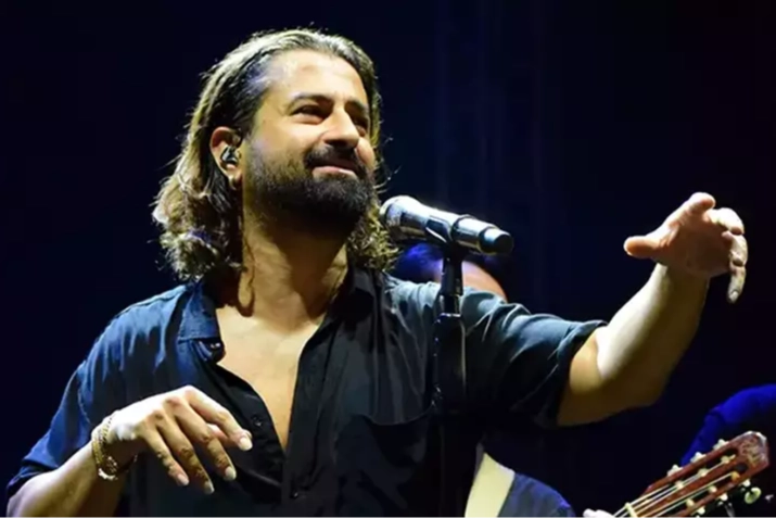 Koray Avcı’dan duygusal konser 