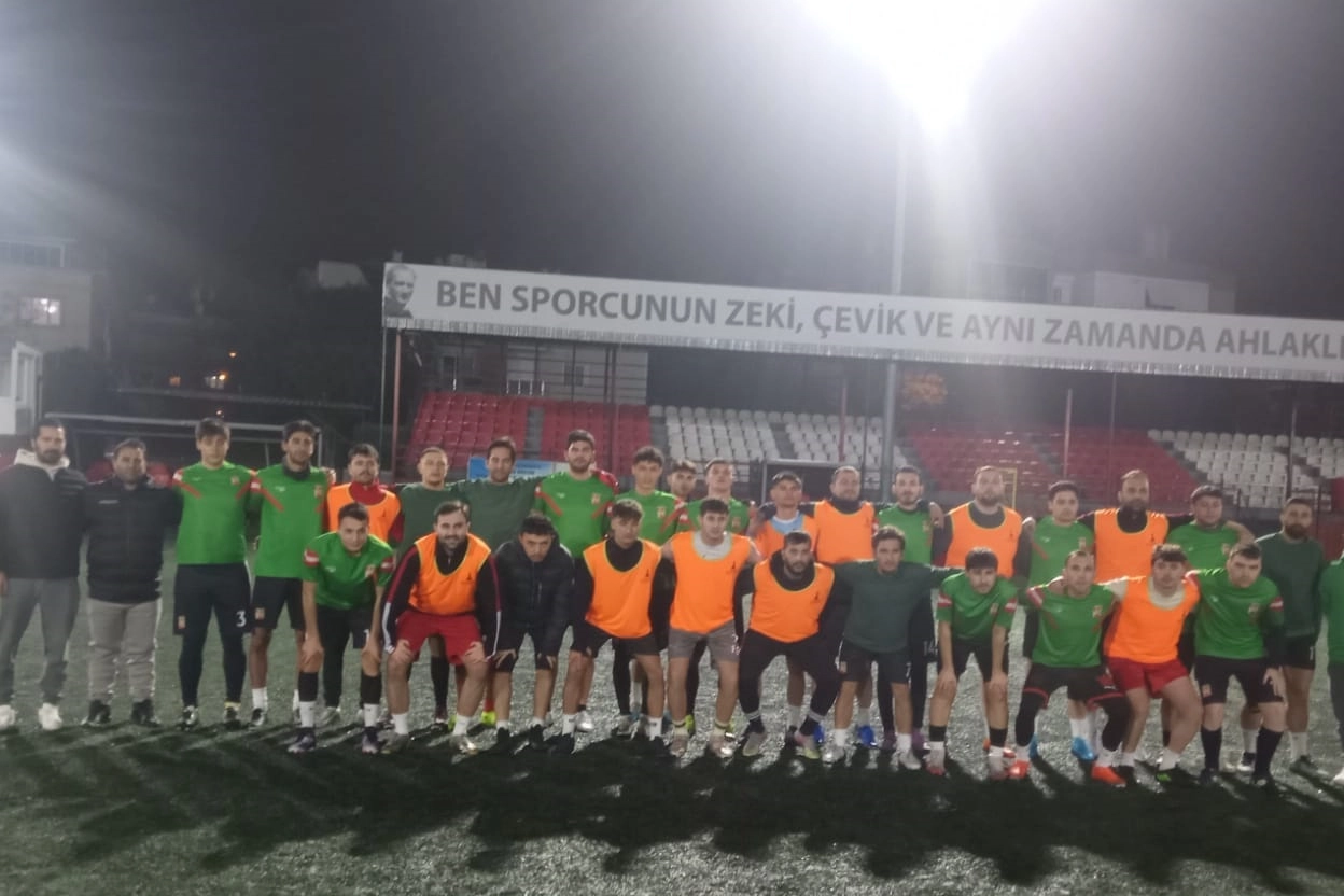 Bostanlıspor futbolda farklı: 7-2 