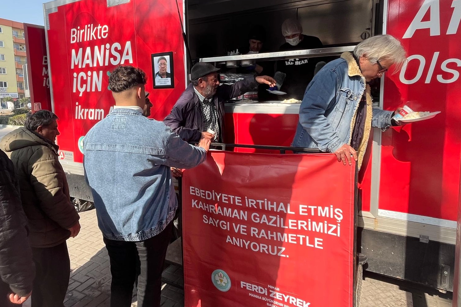 Manisa Kıbrıs Gazisi Gençer’i andı 