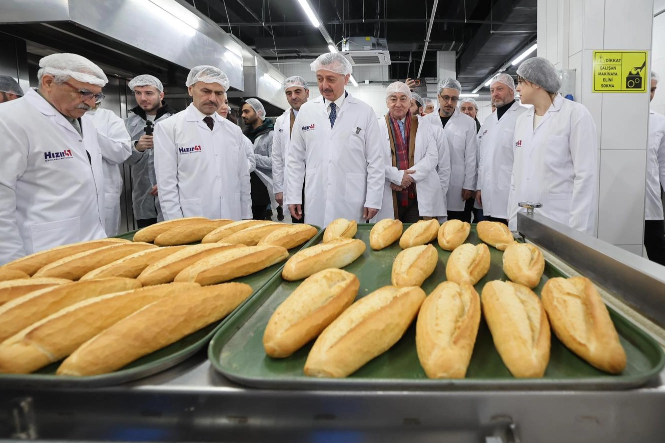 Türkiye’nin en büyük afet mutfağı hizmete alındı: Günde 22 bin ekmek üretebiliyor 