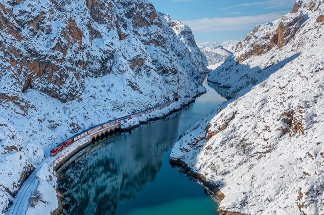 Anadolu’nun güzelliklerini tren camından keşfedin 