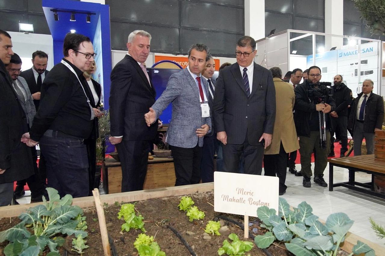 İzmir Büyükşehir Belediyesi’nin tarımsal hizmetleri AGROEXPO’da 