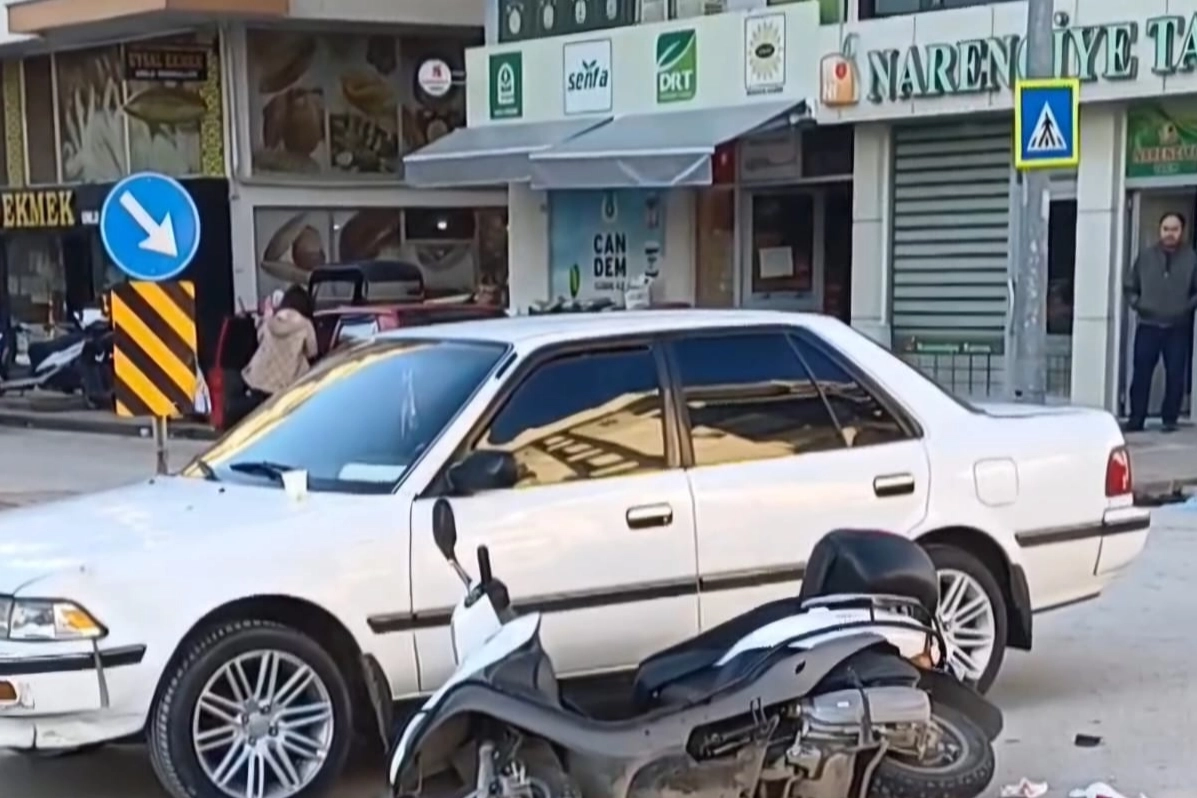 Antalya Kumluca'da trafik kazası: 1 yaralı 