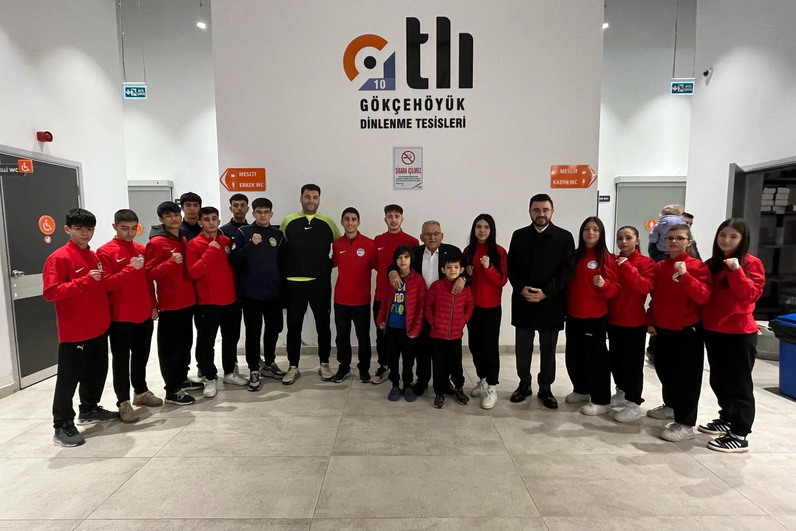 Kayseri Büyükşehir'den Spor AŞ sporcularına tebrik 