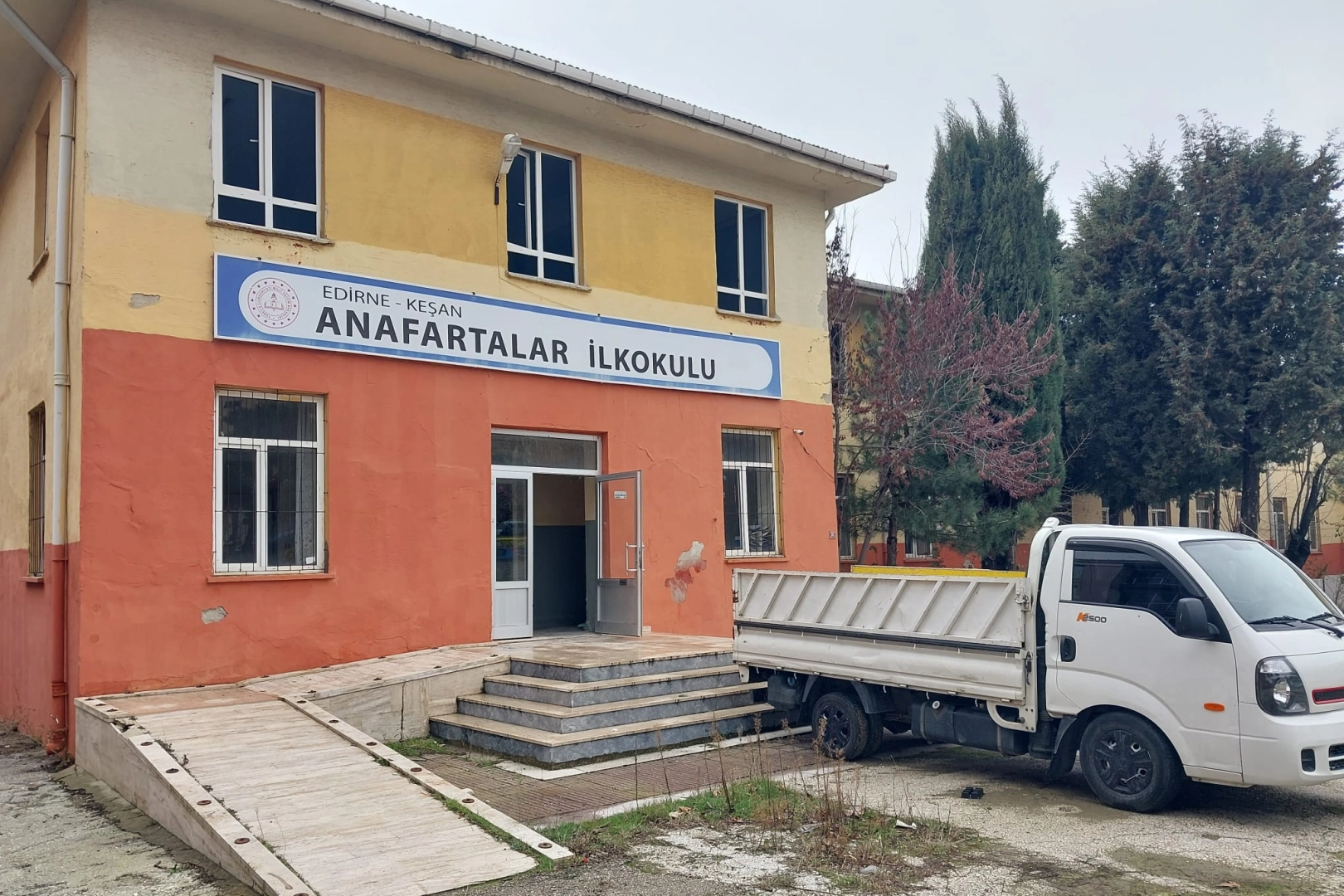 CHP'li Yazgan Keşan’daki okulları TBMM'ye taşıdı 