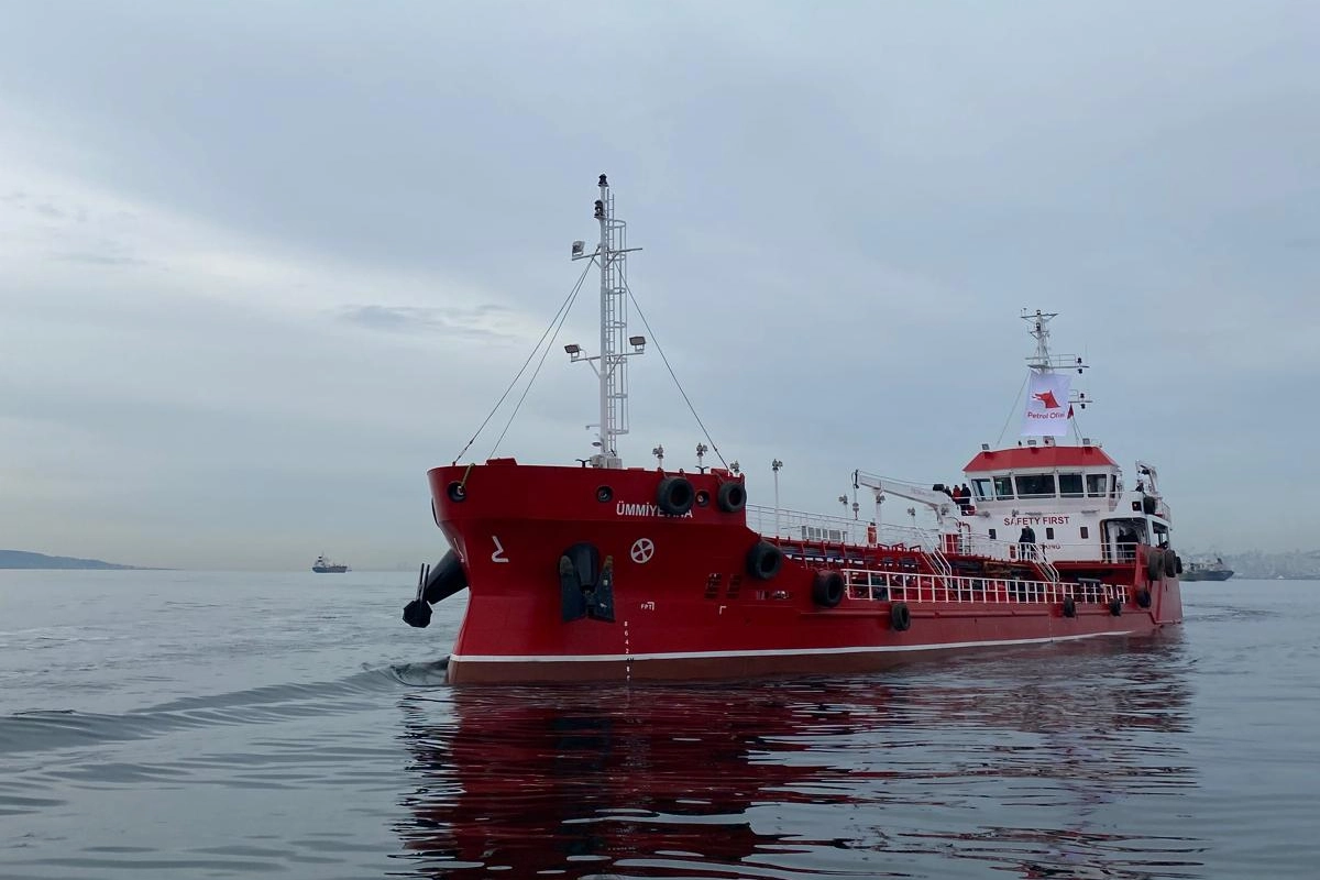 Türkiye'nin kendi enerjisini üreten ilk yerli barç gemisi kullanımda 