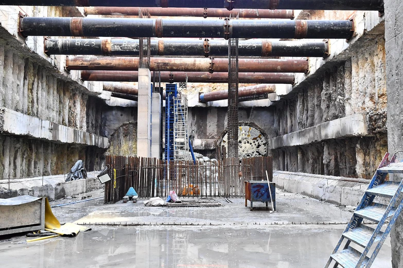 İzmir Buca Metrosu’nda yeni ışık göründü 