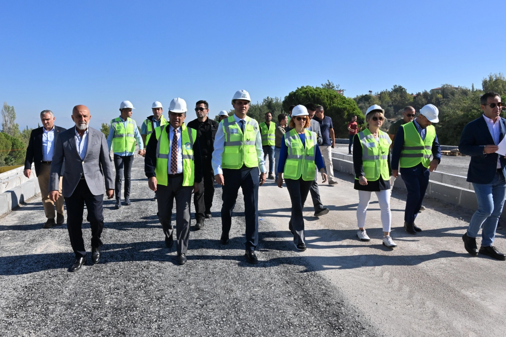 Manisa'da Büyükşehir çalışmalarını sürdürüyor 