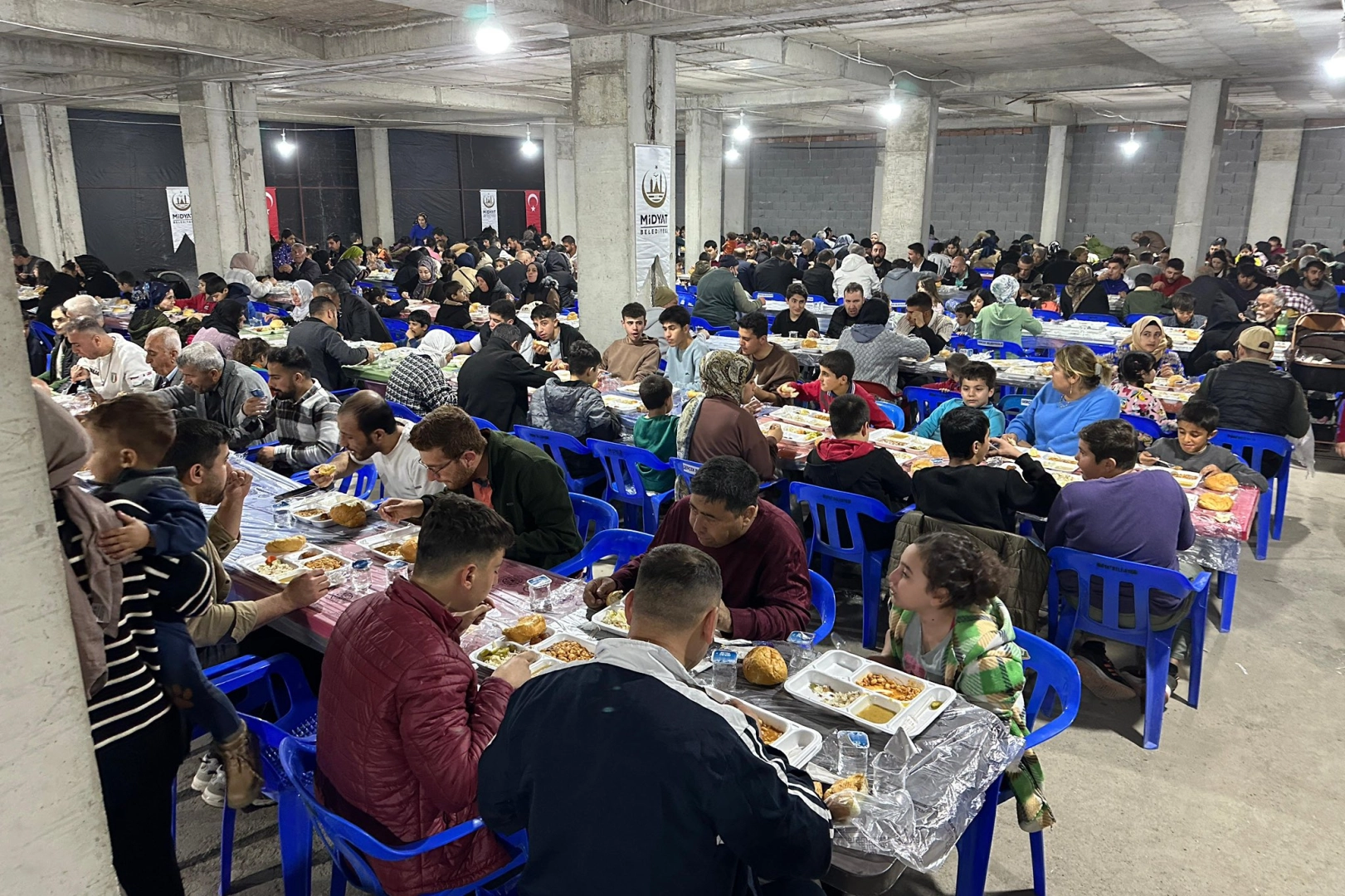 Mardin Midyat'ta iftar programlarına yoğun ilgi 