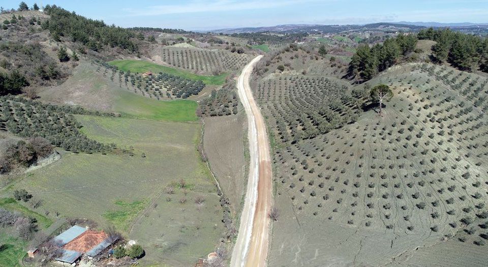 Manisa'da Gördes-Salihli yoluna 50 yıllık neşter