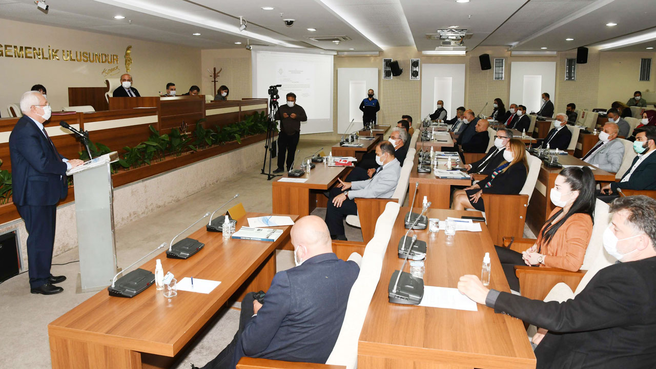 İzmir Karabağlar'ın faaliyetine oyçokluğu onay