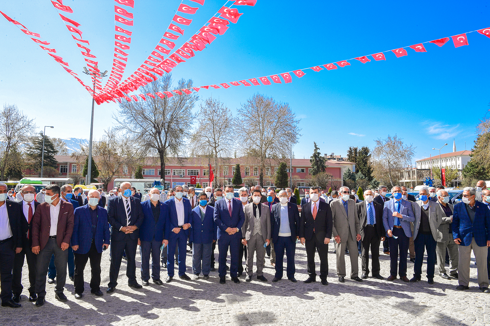 Malatya ilaçlama sezonunu açtı