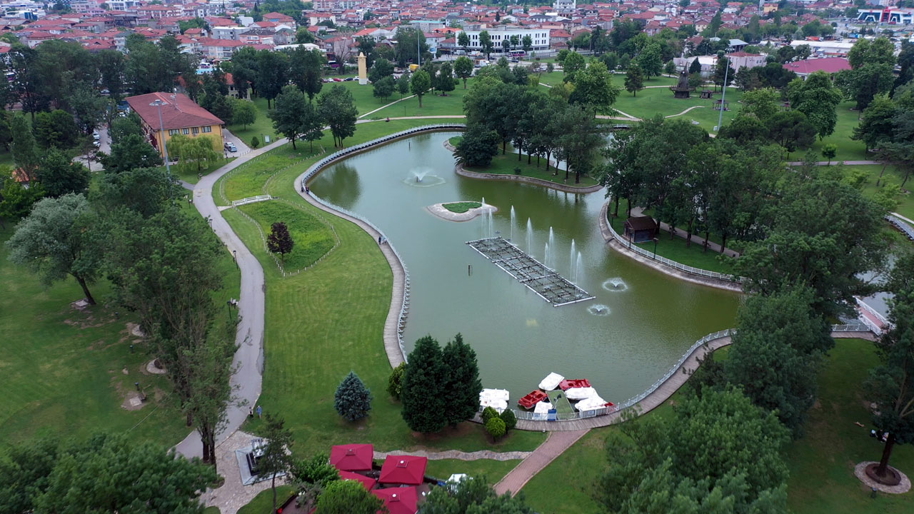 Sakarya'da merhum Aziz Duran’ın adı Donatım Park’ta yaşayacak