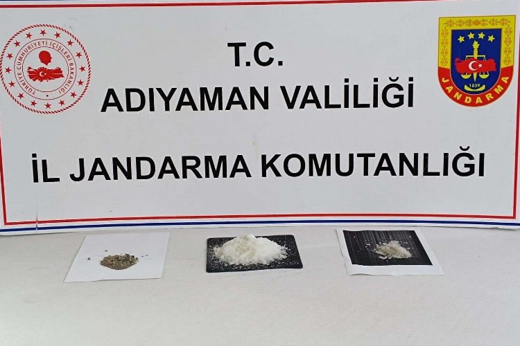 Adıyaman'da uyuşturucudan iki şüpheli adli makamlara sevk edildi -