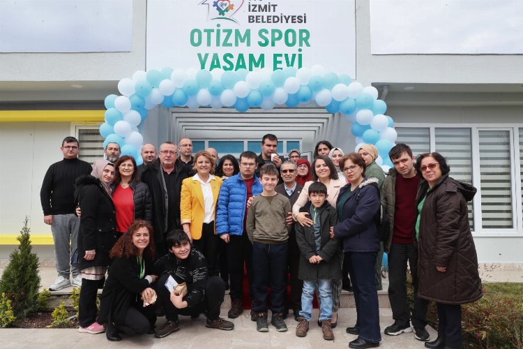 Aileler, Otizm Spor ve Yaşam Evi'ni çok sevdi -