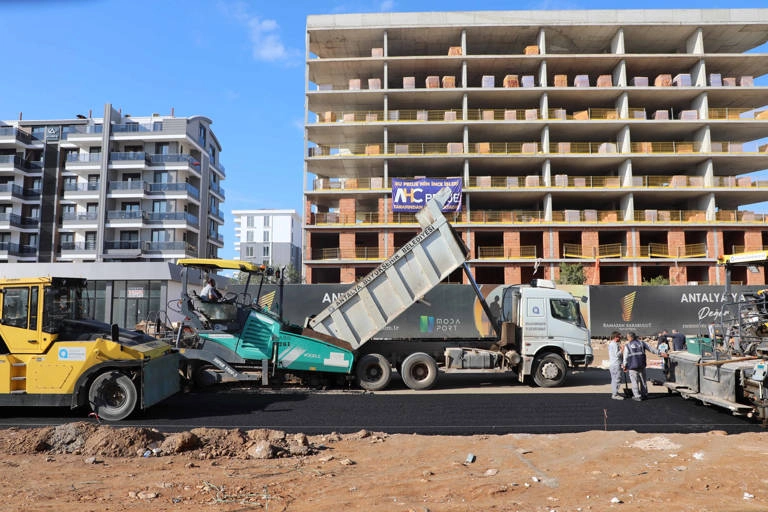 Antalya Büyükşehir'den altyapı çalışması -