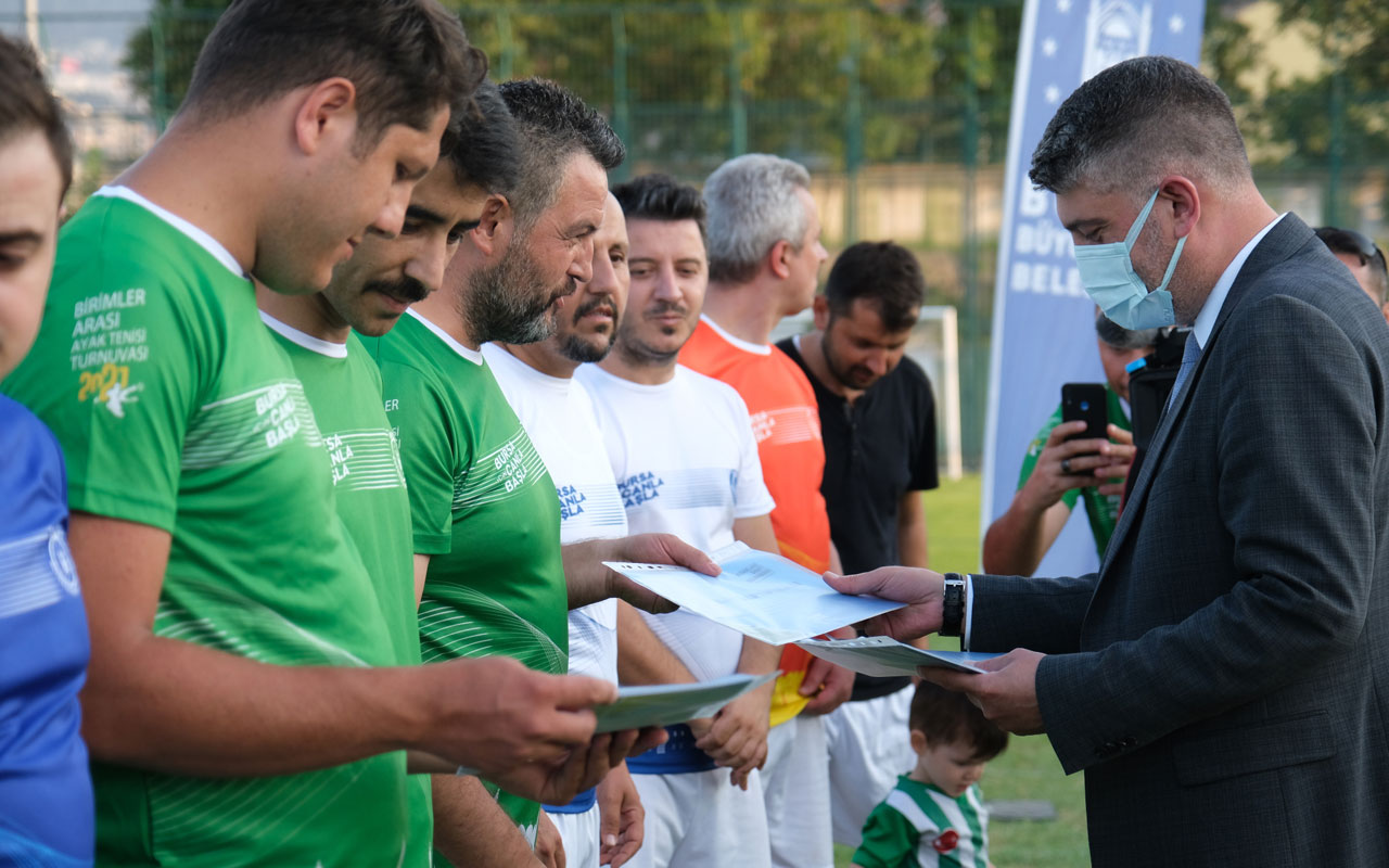 Ayak tenisinde Spor İşleri2 Bursa’nın şampiyonu oldu