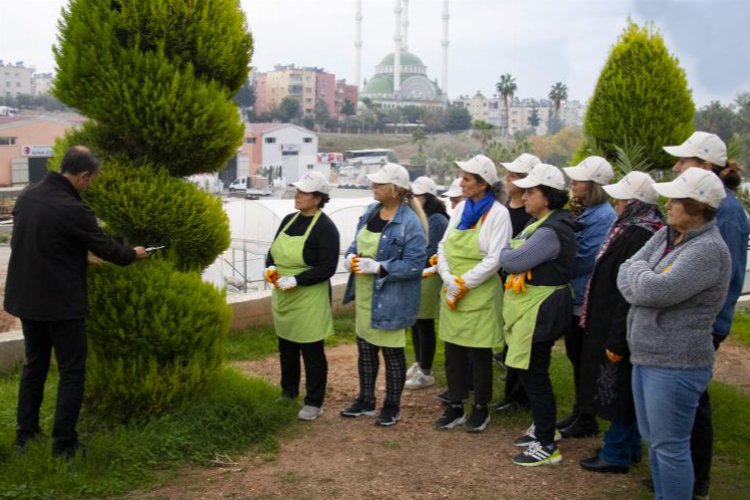 Bahçıvanlık işleri kadınlara geçiyor -