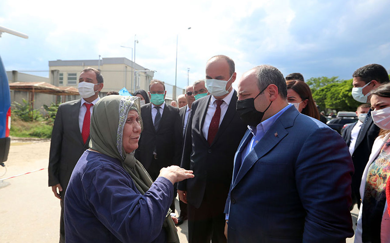 Bakan Varank, Kapıkule’de gurbetçileri karşıladı