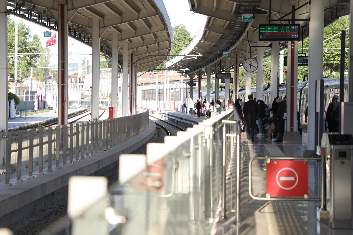 Bakanlık duyurdu... Kent içi raylı hatlar ücretsiz -