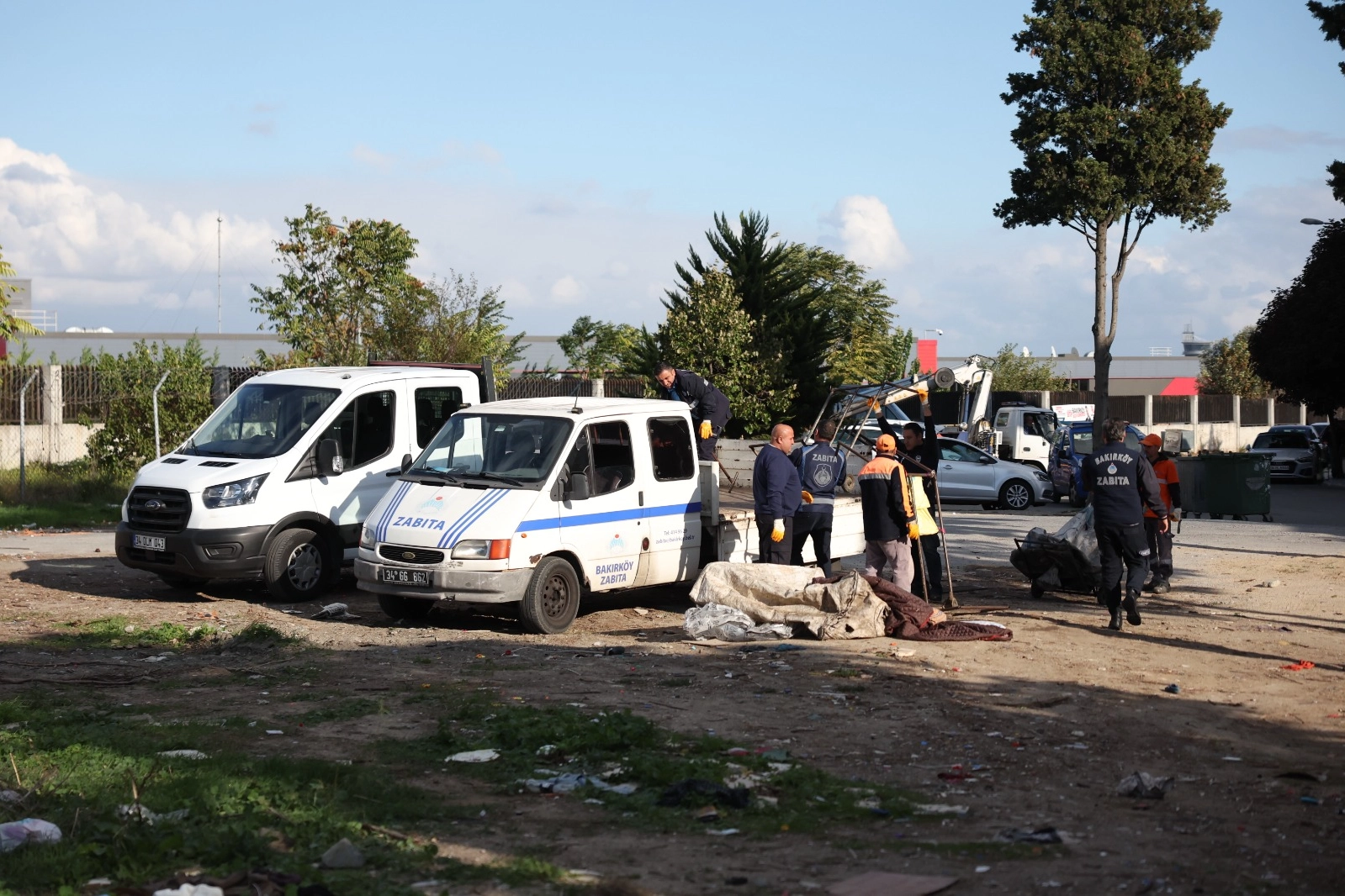 Bakırköy’de düzensiz atık toplayıcılarına denetim  -