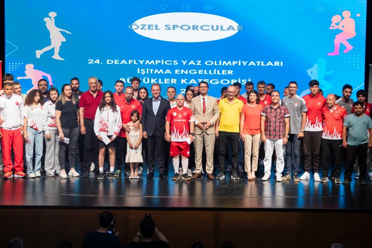 Başarılı sporculara 2,6 milyon lira ödül -