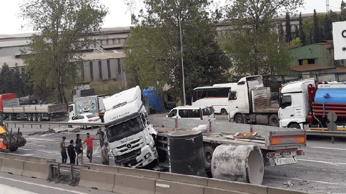 BETON BORULAR YOLU KAPATTI