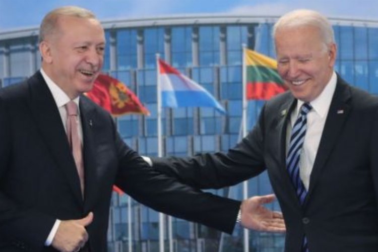 Biden'in iltifat tweet'ini yanıtsız bırakmadı! -