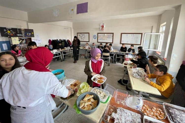 Bilecik Pazaryeri'nde öğrenciler kardeşlik bağlarını güçlendirdi -