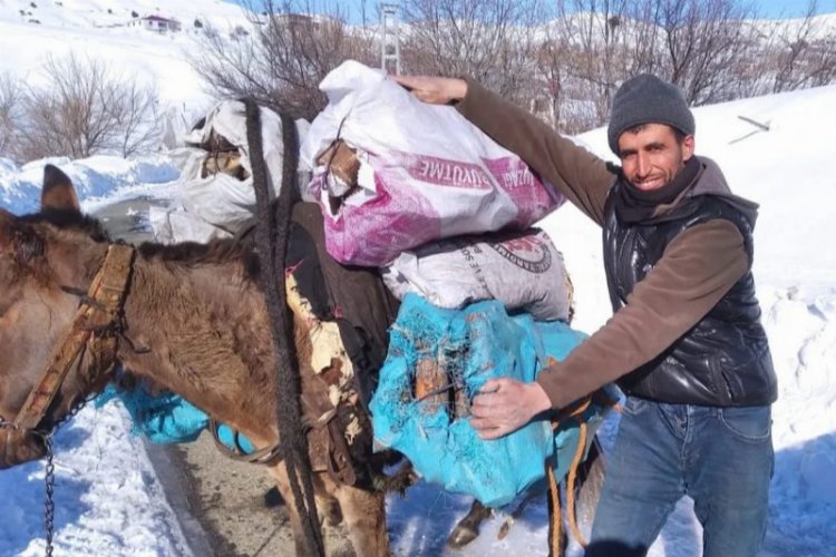 Bingöl’de karlı yolları aşarak, yardımları ulaştırdılar! -