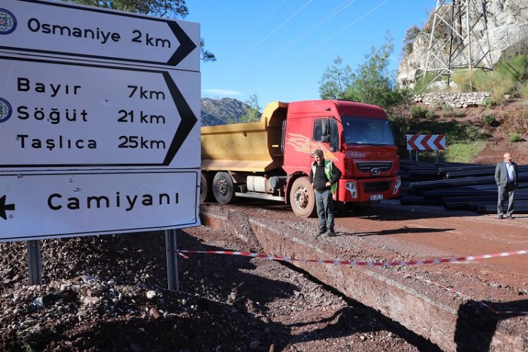 Bozburun içme suyu hattı ilerliyor -