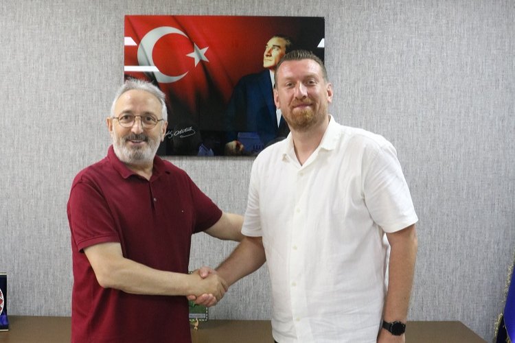 Bursa Büyükşehir'de Kadın Hentbol Takımı Mehmet Fatih Işık’a emanet -