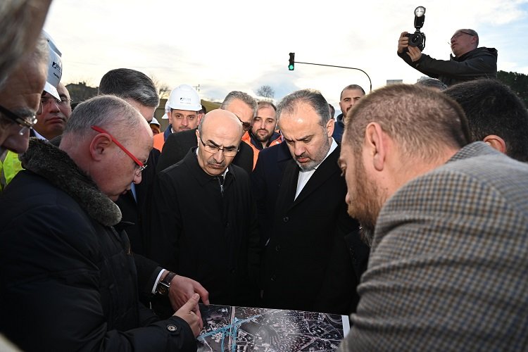 Bursa'da Mudanya yolunda düğüm çözüldü -