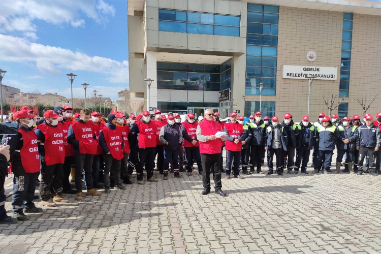 Bursa Gemlik Belediye işçileri eşitlik ve zam istedi -