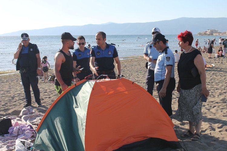 Bursa Gemlik kıyılarında çadır operasyonu! -