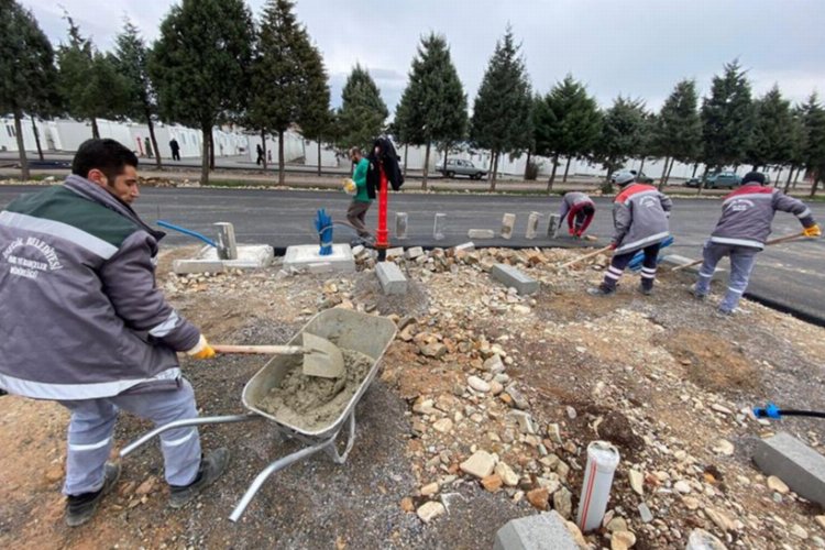 Bursa İnegöl afet bölgesinde yaraları sarıyor -