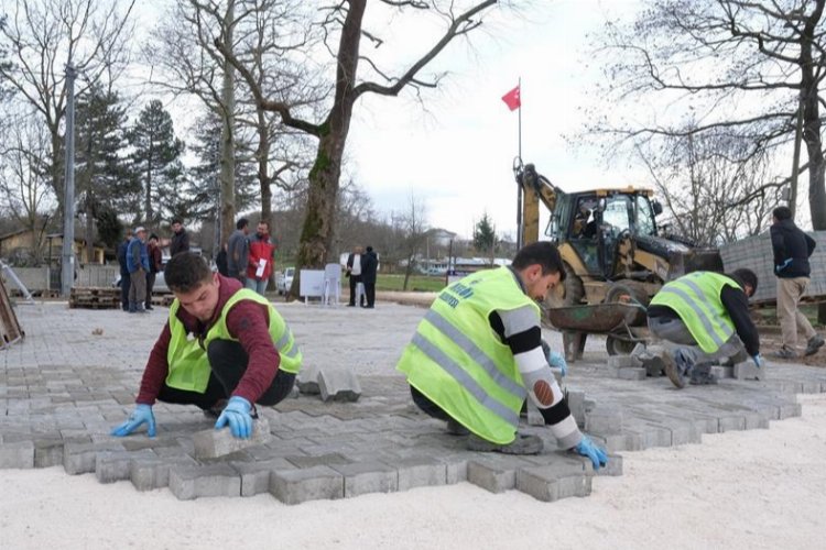 Bursa İnegöl'de Karahasanlar parke taşa kavuştu -