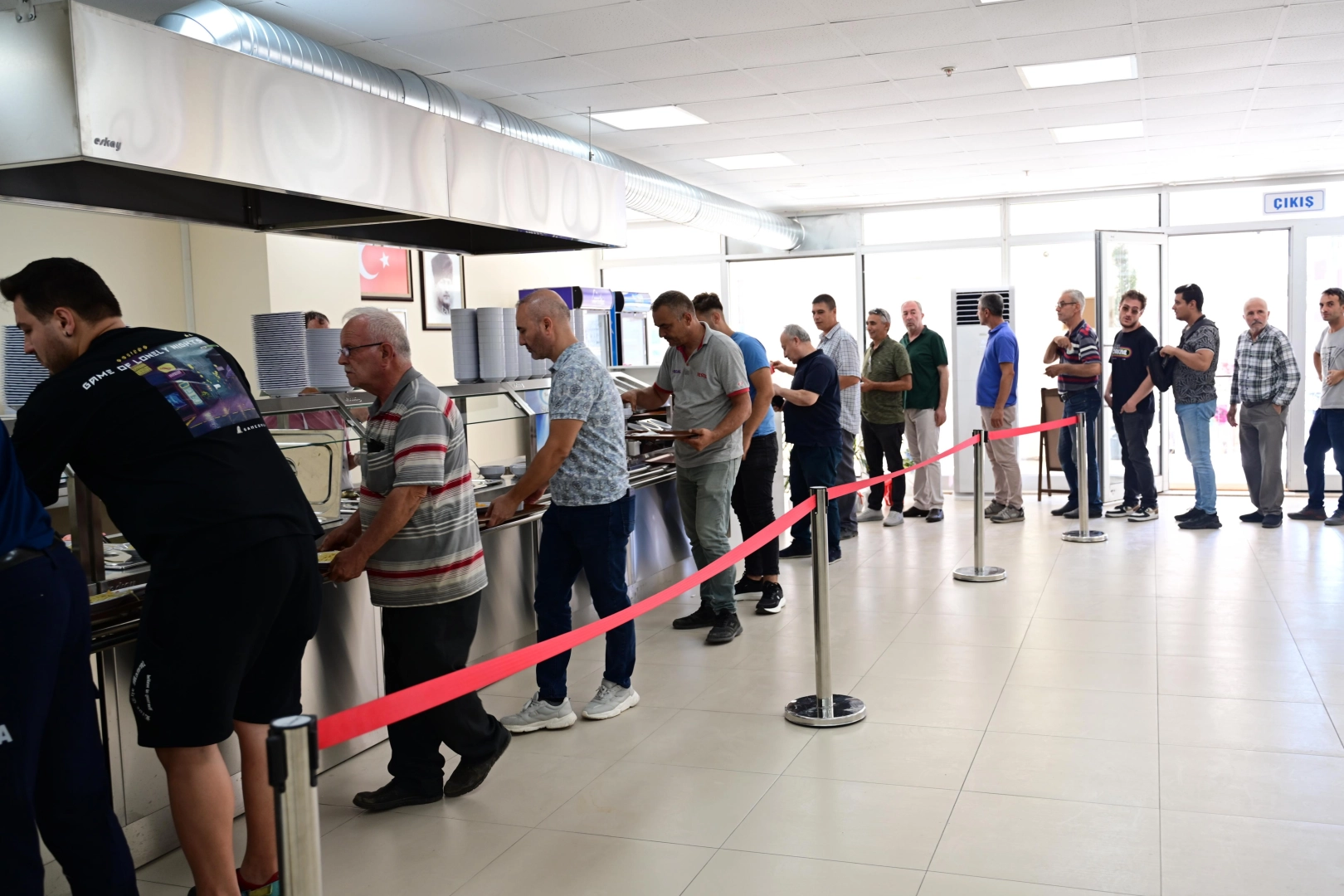 Bursa Karacabey'de kent lokantasına yoğun ilgi -