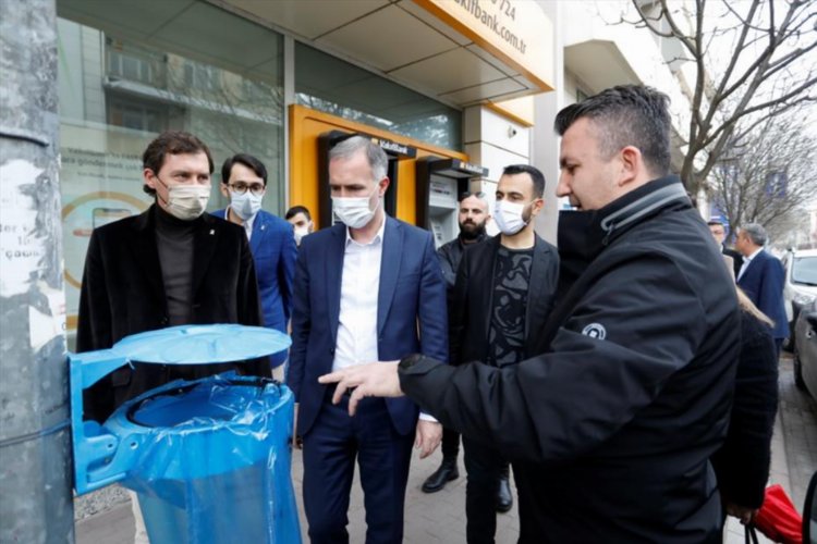 Bursa İnegöl'de temassız ve hijyenik atık kutuları 