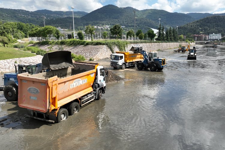 Bursa'nın derelerine yaz temizliği -