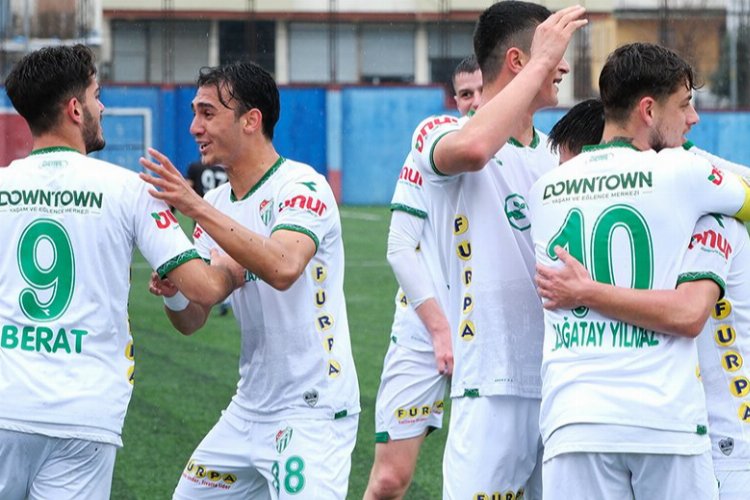 Bursaspor, Adıyaman FK deplasmanından galibiyetle döndü -