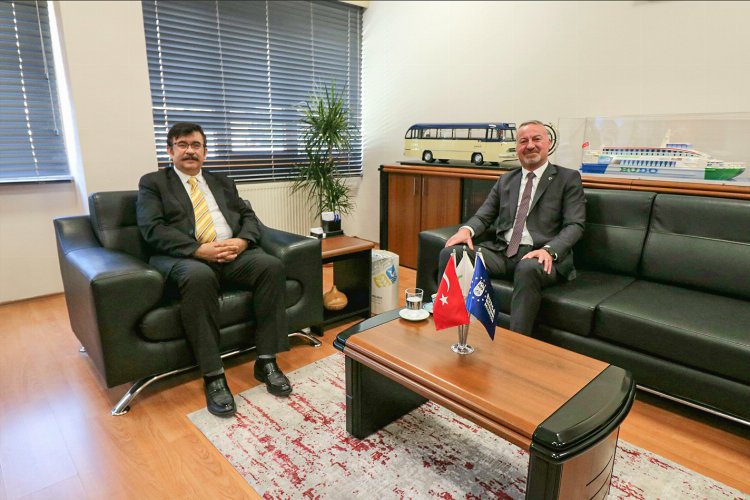 BURULAŞ Genel Müdürü Beşli'den Başkan Karabatı'ya ziyaret -