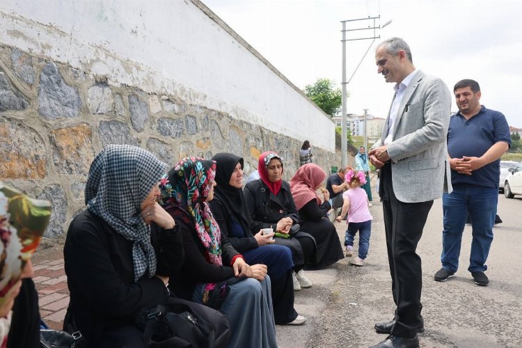 Çayırova'da Başkan Çiftçi, velilerin heyecanına ortak oldu -