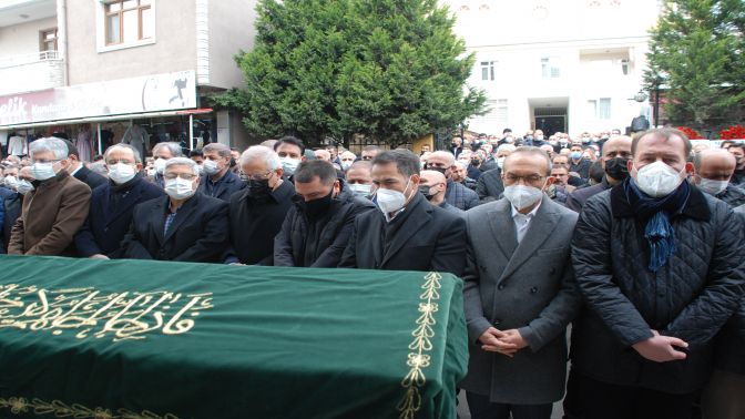 Cemil Yamanın babası son yolculuğuna uğurlandı