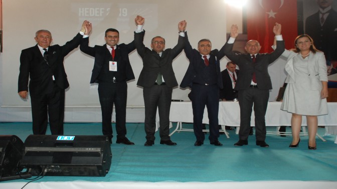 CHP DARICADA TÖRK YENİDEN BAŞKAN