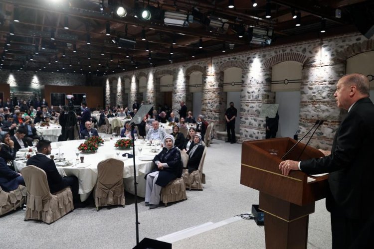 Cumhurbaşkanı Erdoğan, iftarda şehit aileleriyle buluştu -