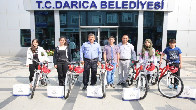 DARICA BİLGİ EVLERİ ZORU BAŞARDI