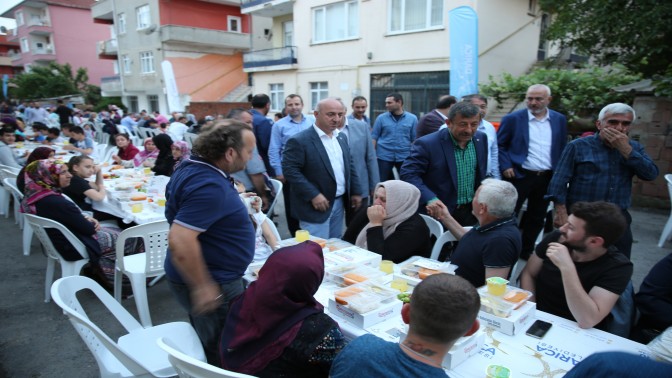 DARICA’DA BOLULULAR İFTAR SOFRASINDA BULUŞTU